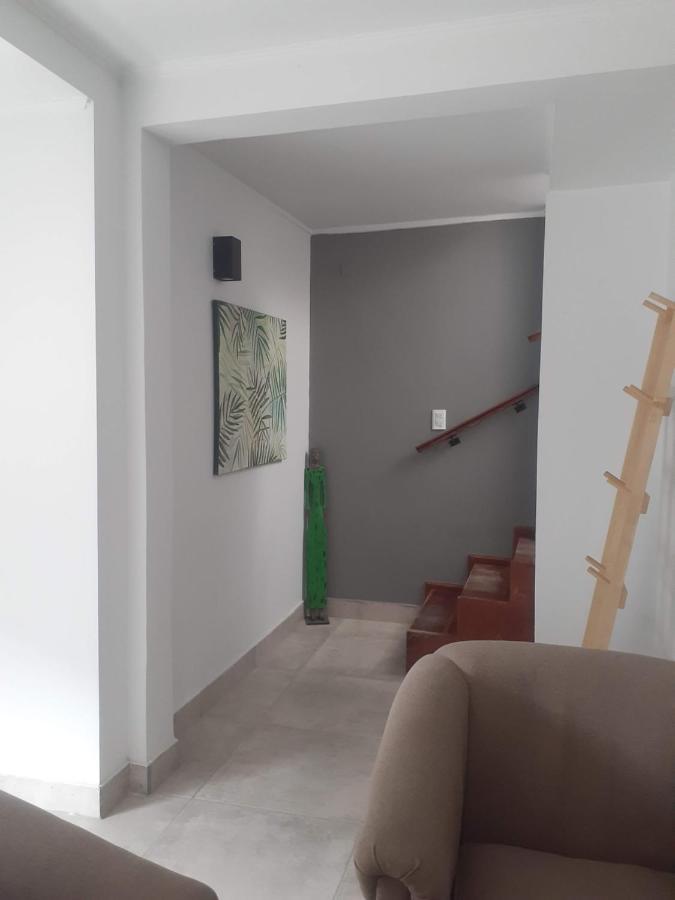 Casa Alem, Amplia Y Confortable. Tandil